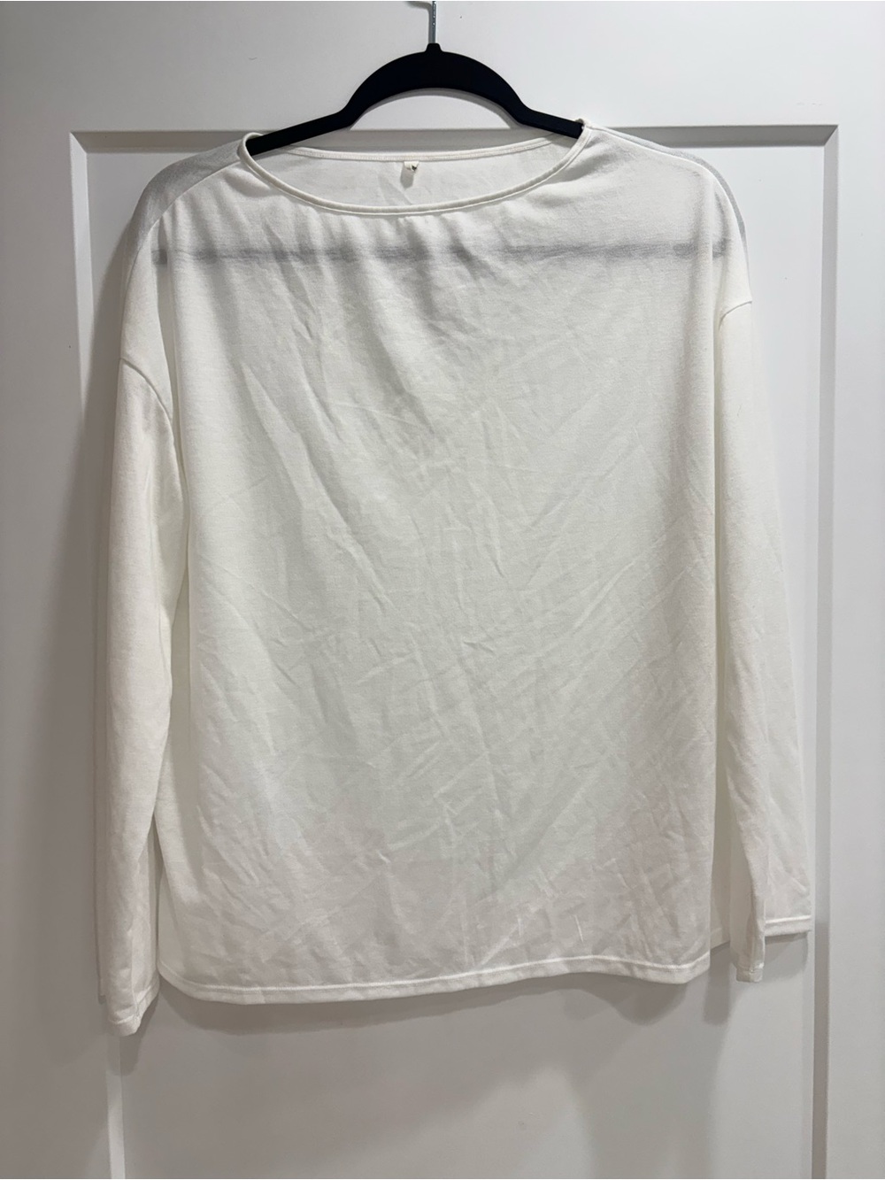 HALARA White Long-Sleeve Crewneck Shirt